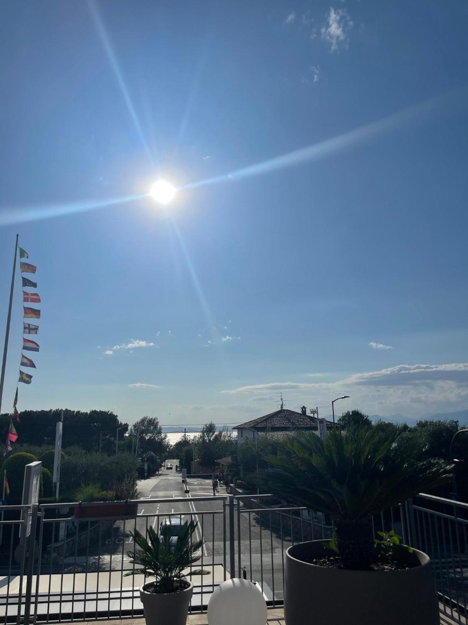 Albergo Aquila Lazise Exterior foto